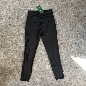 HALARA Patitoff Pet Hair Resistant High Waisted Crossover Plain 7/8 Leggings